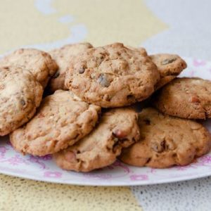 Granola & White Chocolate Cookies